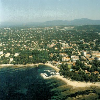 Boulouris sur mer saint raphael, Le port de Boulouris